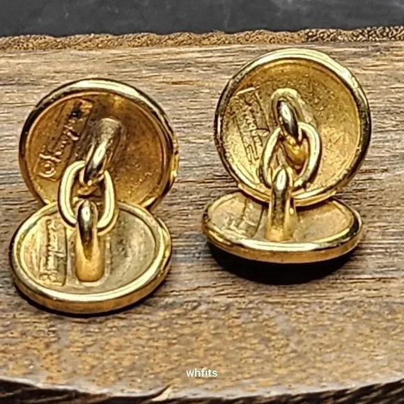Salvatore Ferragamo Gold Tone Chain Shield Cufflinks - Picture 3 of 4
